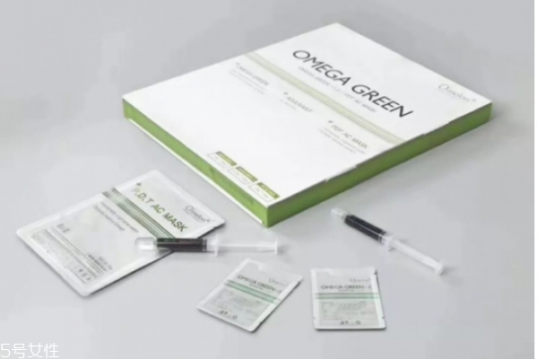 油痘皮適合的護(hù)膚品 油痘肌秋冬護(hù)膚品推薦 油痘皮適合的護(hù)膚品 油痘肌秋冬護(hù)膚品推薦