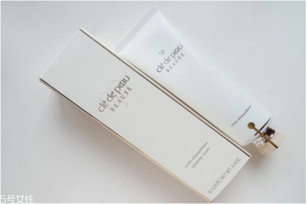 長(zhǎng)痘適合什么卸妝產(chǎn)品 這些卸妝產(chǎn)品你了解一下 長(zhǎng)痘適合什么卸妝產(chǎn)品 這些卸妝產(chǎn)品你了解一下