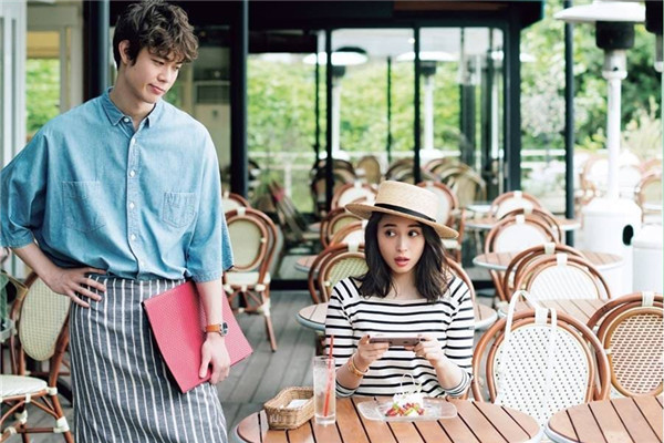 秋季女生穿搭圖片欣賞 7天重復(fù)穿搭技巧 秋季女生穿搭圖片欣賞 7天重復(fù)穿搭技巧