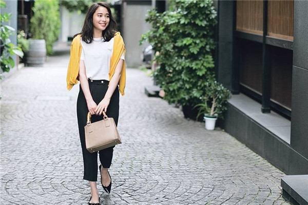 秋季女生穿搭圖片欣賞 7天重復(fù)穿搭技巧 秋季女生穿搭圖片欣賞 7天重復(fù)穿搭技巧