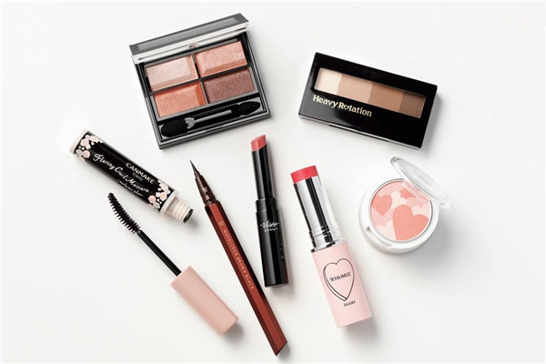 女生畫什么妝好看 7種最好看的妝容教程 女生畫什么妝好看 7種最好看的妝容教程