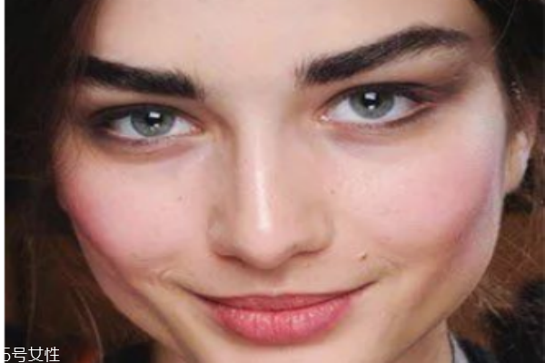 自己怎么畫眉毛 最簡單自然眉毛的畫法步驟圖解 自己怎么畫眉毛 最簡單自然眉毛的畫法步驟圖解