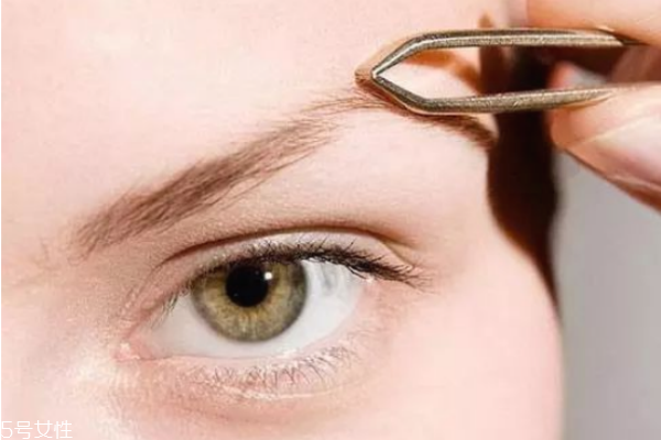 自己怎么畫眉毛 最簡單自然眉毛的畫法步驟圖解 自己怎么畫眉毛 最簡單自然眉毛的畫法步驟圖解