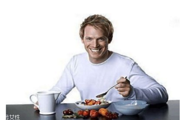 冬季養(yǎng)生男性需要注意的十大誤區(qū) 冬季養(yǎng)生男性需要注意的十大誤區(qū)