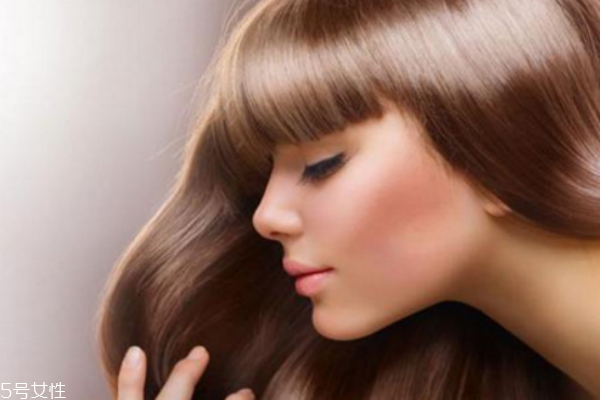 洗頭方式不對(duì)，居然有這么大的危害