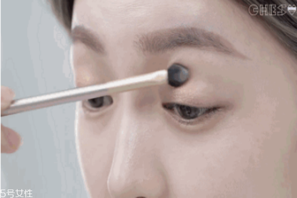 日常生活?yuàn)y步驟技巧 快速化好妝的方法 日常生活?yuàn)y步驟技巧 快速化好妝的方法