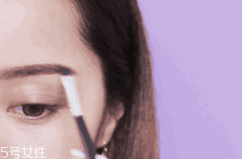 日常生活?yuàn)y步驟技巧 快速化好妝的方法 日常生活?yuàn)y步驟技巧 快速化好妝的方法