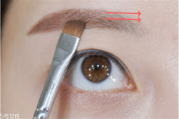 平眉毛怎么畫 畫眉毛技巧步驟圖片 平眉毛怎么畫 畫眉毛技巧步驟圖片