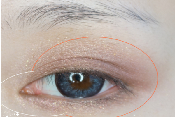 最新韓式妝容畫(huà)法圖解 秋冬暖棕約會(huì)妝容 最新韓式妝容畫(huà)法圖解 秋冬暖棕約會(huì)妝容