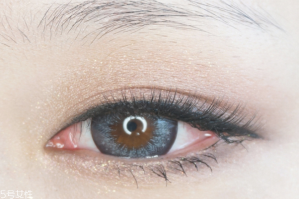 最新韓式妝容畫(huà)法圖解 秋冬暖棕約會(huì)妝容 最新韓式妝容畫(huà)法圖解 秋冬暖棕約會(huì)妝容