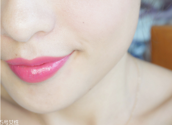 最新韓式妝容畫(huà)法圖解 秋冬暖棕約會(huì)妝容 最新韓式妝容畫(huà)法圖解 秋冬暖棕約會(huì)妝容