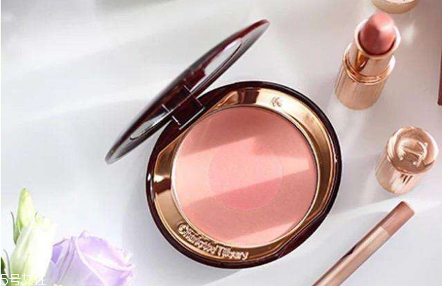 ct腮紅哪個(gè)色好看 ct腮紅顏色試色 ct腮紅哪個(gè)色好看 ct腮紅顏色試色