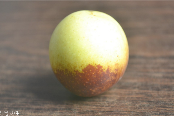 冬棗是熱性還是涼性 冬棗和紅棗的區(qū)別 冬棗是熱性還是涼性 冬棗和紅棗的區(qū)別