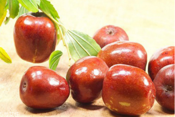 冬棗是熱性還是涼性 冬棗和紅棗的區(qū)別 冬棗是熱性還是涼性 冬棗和紅棗的區(qū)別