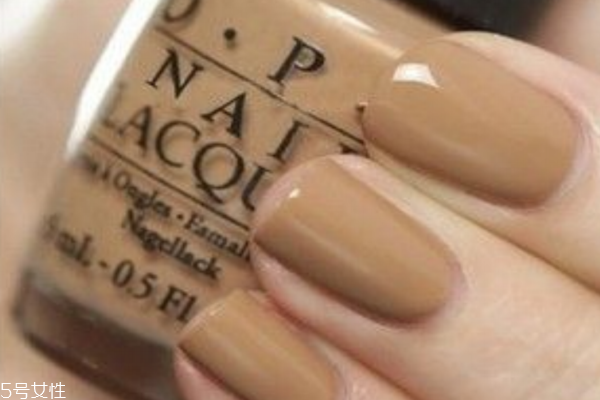 秋冬適合什么顏色的指甲油 秋冬色指彩選色指南 秋冬適合什么顏色的指甲油 秋冬色指彩選色指南