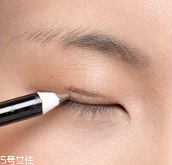 丹鳳眼怎么畫(huà)眼妝 丹鳳眼化妝教程 丹鳳眼怎么畫(huà)眼妝 丹鳳眼化妝教程