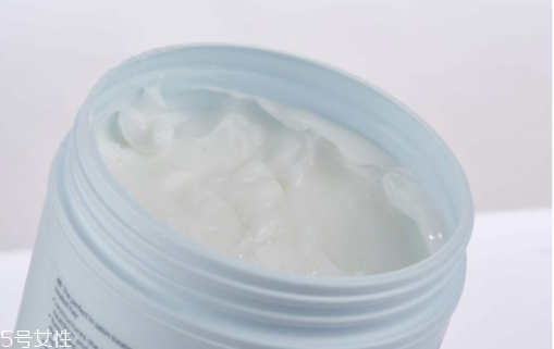 長卷發(fā)怎樣扎好看圖解 女生好看中長卷發(fā)圖片 長卷發(fā)怎樣扎好看圖解 女生好看中長卷發(fā)圖片