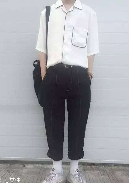 睡衣款襯衫怎么搭配 看看韓妞怎么穿 睡衣款襯衫怎么搭配 看看韓妞怎么穿