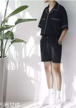 睡衣款襯衫怎么搭配 看看韓妞怎么穿 睡衣款襯衫怎么搭配 看看韓妞怎么穿