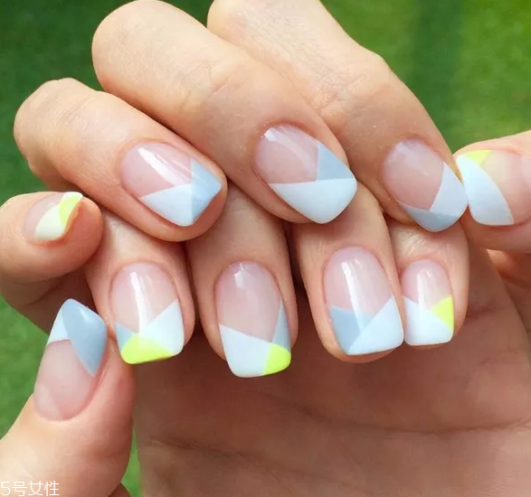 優(yōu)雅新娘美甲圖片 這幾款優(yōu)雅從容氣質(zhì)出塵 優(yōu)雅新娘美甲圖片 這幾款優(yōu)雅從容氣質(zhì)出塵