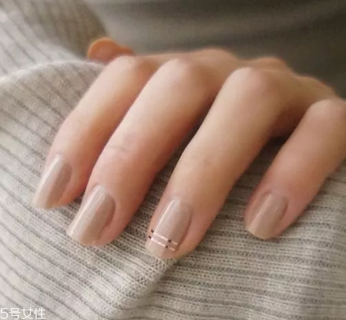 優(yōu)雅新娘美甲圖片 這幾款優(yōu)雅從容氣質(zhì)出塵 優(yōu)雅新娘美甲圖片 這幾款優(yōu)雅從容氣質(zhì)出塵