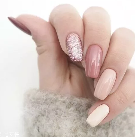 優(yōu)雅新娘美甲圖片 這幾款優(yōu)雅從容氣質(zhì)出塵 優(yōu)雅新娘美甲圖片 這幾款優(yōu)雅從容氣質(zhì)出塵