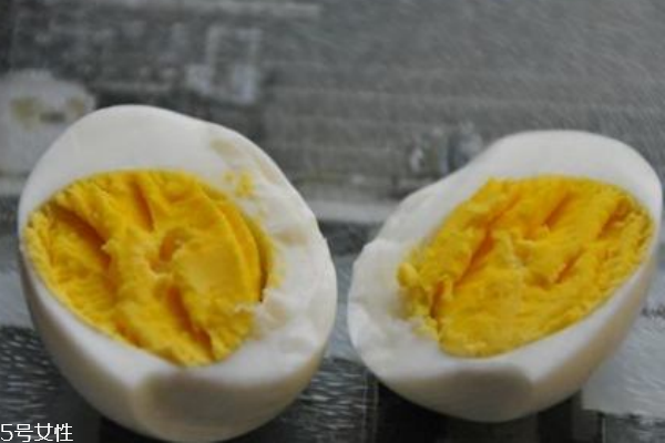 減肥可以吃雞蛋嗎 蛋黃到底能不能吃 減肥可以吃雞蛋嗎 蛋黃到底能不能吃