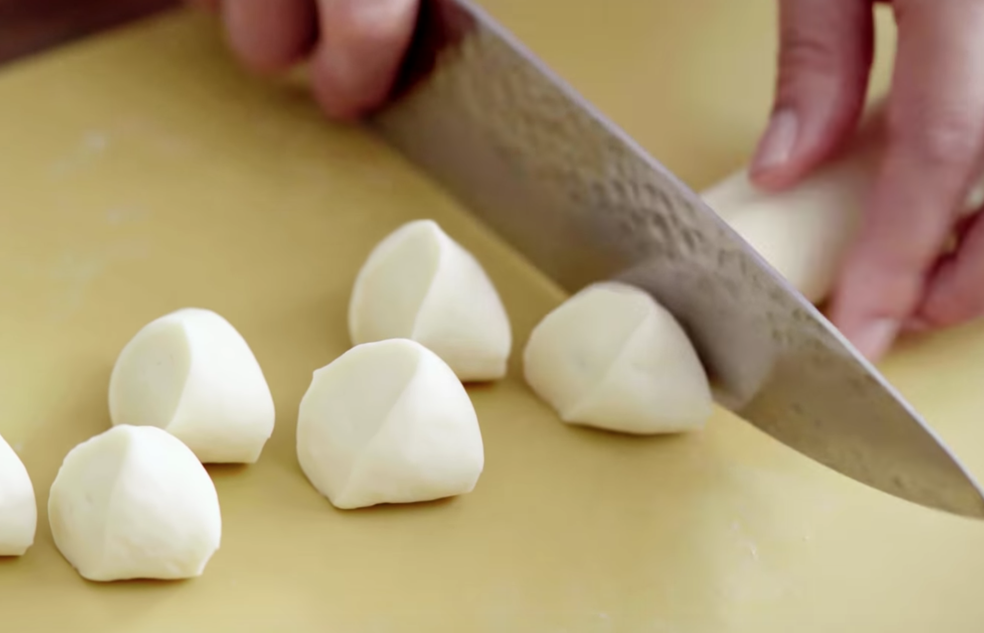 生煎包多汁的做法和配方圖解 生煎包多汁的做法和配方圖解