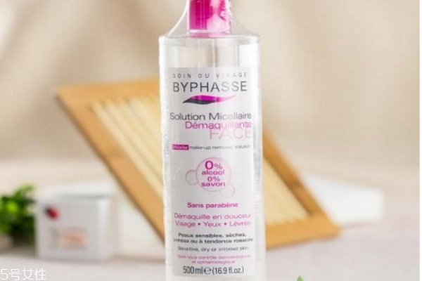 蓓昂斯卸妝水有酒精嗎 蓓昂斯卸妝水有味道嗎 蓓昂斯卸妝水有酒精嗎 蓓昂斯卸妝水有味道嗎