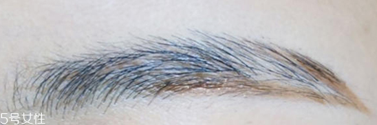 長(zhǎng)臉適合什么眉型 氣質(zhì)細(xì)長(zhǎng)眉毛畫法