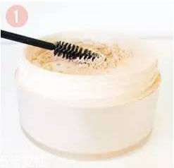 假睫毛可以涂睫毛膏嗎 假睫毛膠水的危害 假睫毛可以涂睫毛膏嗎 假睫毛膠水的危害