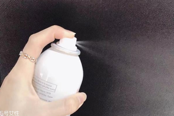 雅漾噴霧適合高中生嗎 雅漾噴霧心得 雅漾噴霧適合高中生嗎 雅漾噴霧心得