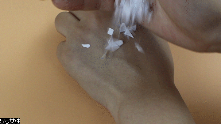 kiss me bb霜保質(zhì)期多久 kiss me bb霜評測 kiss me bb霜保質(zhì)期多久 kiss me bb霜評測