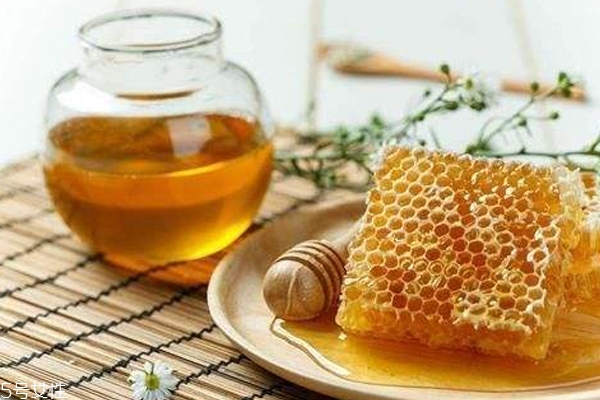 蜂蜜洗臉有用嗎 過敏臉可以嘗試 蜂蜜洗臉有用嗎 過敏臉可以嘗試