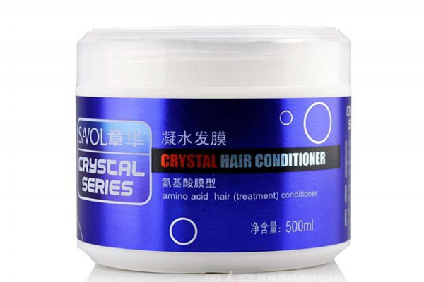 發(fā)膜和焗油膏有什么區(qū)別 發(fā)膜和焗油膏的區(qū)別 發(fā)膜和焗油膏有什么區(qū)別 發(fā)膜和焗油膏的區(qū)別