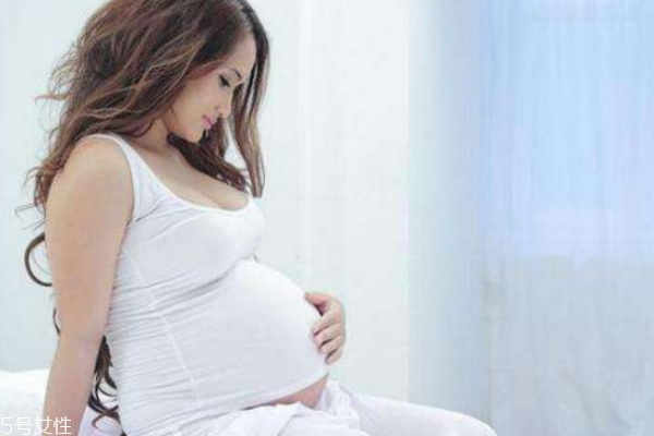 孕吐吐出血是怎么回事 孕吐嚴(yán)重及時(shí)就醫(yī) 孕吐吐出血是怎么回事 孕吐嚴(yán)重及時(shí)就醫(yī)