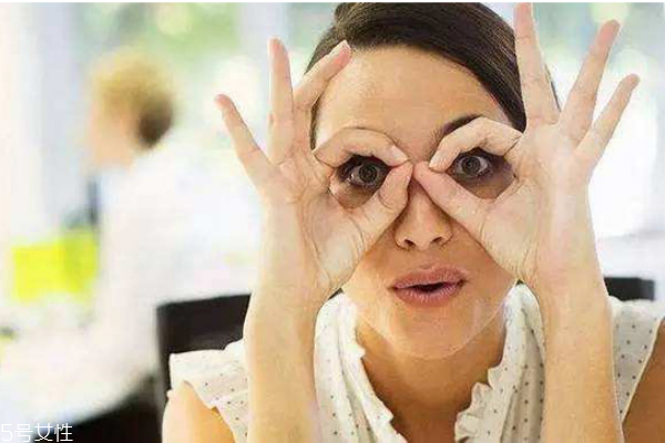 麥粒腫會(huì)傳染嗎 教你眼睛長(zhǎng)了麥粒腫怎么辦 麥粒腫會(huì)傳染嗎 教你眼睛長(zhǎng)了麥粒腫怎么辦