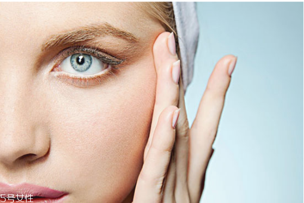 麥粒腫可以自己挑破嗎 麥粒腫手術(shù)多久恢復(fù) 麥粒腫可以自己挑破嗎 麥粒腫手術(shù)多久恢復(fù)