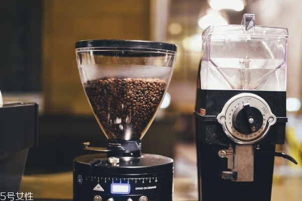 咖啡機(jī)什么材質(zhì)好 常見3種材質(zhì)大pk 咖啡機(jī)什么材質(zhì)好 常見3種材質(zhì)大pk