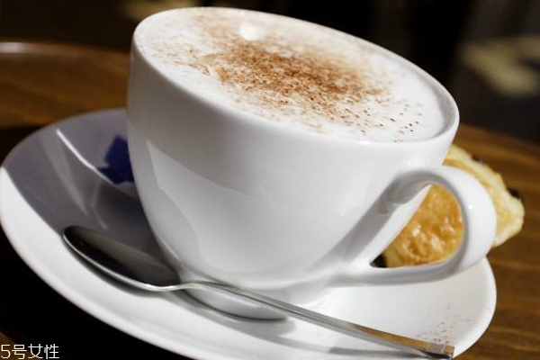 瑪琪雅朵和卡布奇諾一樣嗎 縮小版的卡布奇諾 瑪琪雅朵和卡布奇諾一樣嗎 縮小版的卡布奇諾