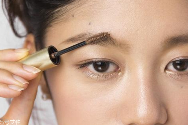 如何選染眉膏 染眉膏的選購(gòu)要點(diǎn) 如何選染眉膏 染眉膏的選購(gòu)要點(diǎn)