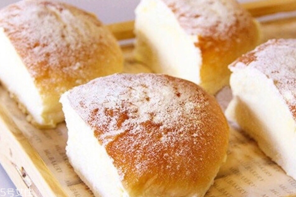 奶酪哪種好吃 奶香奶酪vs重口味奶酪 奶酪哪種好吃 奶香奶酪vs重口味奶酪