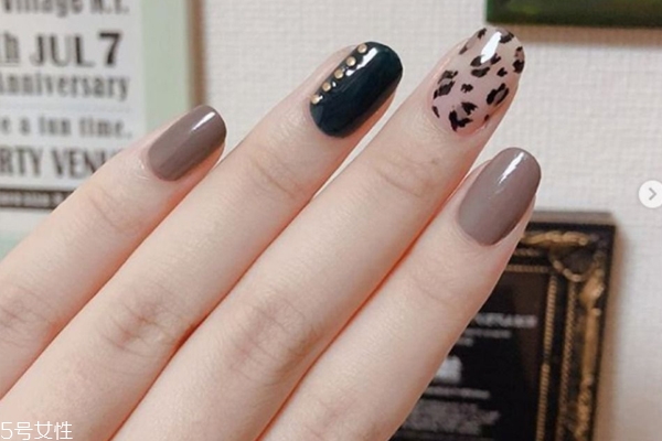 棕色指甲油哪個牌子好 5款開架棕色指甲油推薦 棕色指甲油哪個牌子好 5款開架棕色指甲油推薦