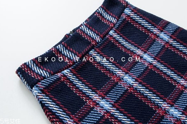 秋冬中長(zhǎng)裙子怎么穿好看 秋冬中長(zhǎng)裙子搭配指南