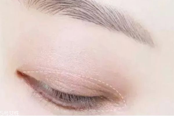 豆沙色眼妝畫法 冬季豆沙色眼妝 豆沙色眼妝畫法 冬季豆沙色眼妝