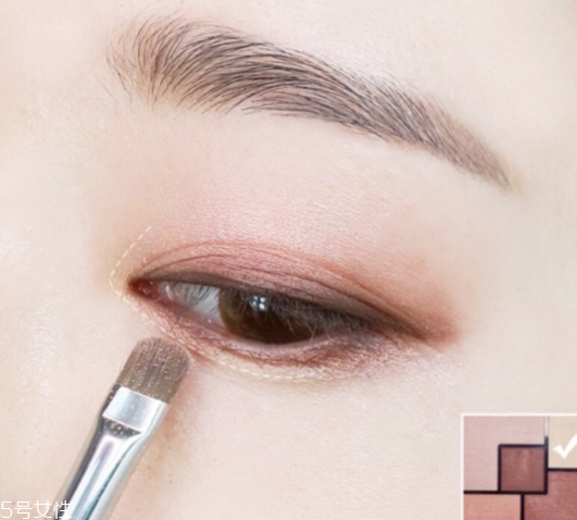 豆沙色眼妝畫法 冬季豆沙色眼妝 豆沙色眼妝畫法 冬季豆沙色眼妝