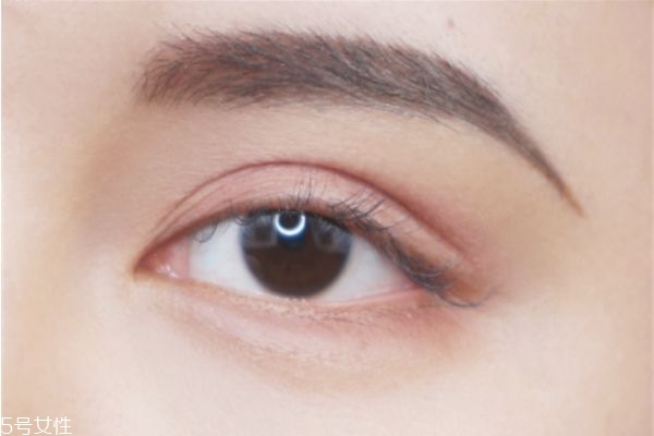 豆沙色眼妝畫法 冬季豆沙色眼妝 豆沙色眼妝畫法 冬季豆沙色眼妝