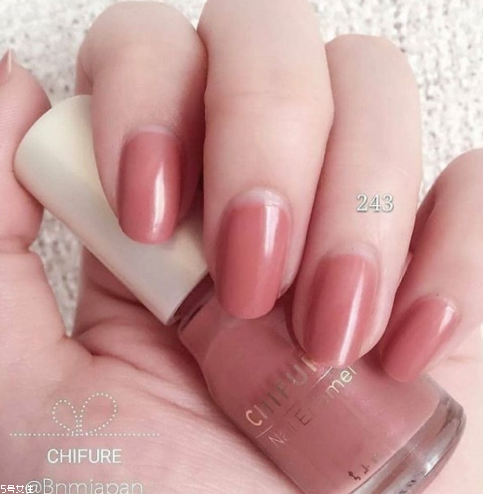 棕色指甲油哪個牌子好 5款開架棕色指甲油推薦 棕色指甲油哪個牌子好 5款開架棕色指甲油推薦