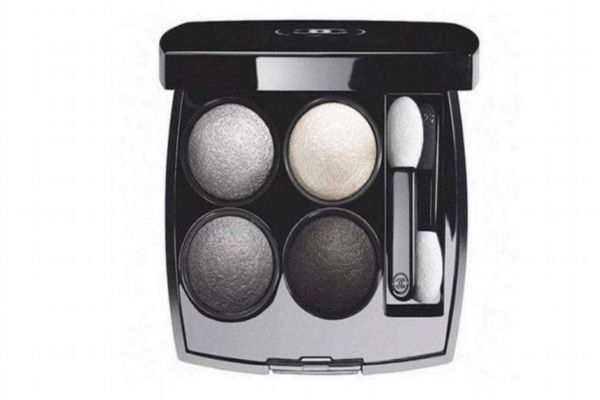 銀灰色眼影畫法圖片 灰色眼影搭配圖 銀灰色眼影畫法圖片 灰色眼影搭配圖