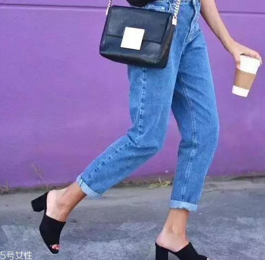 穆勒鞋配什么褲子 穆勒鞋休閑正式穿搭指南 穆勒鞋配什么褲子 穆勒鞋休閑正式穿搭指南